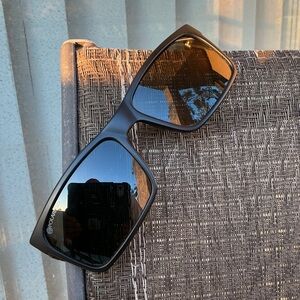 Dot Dash LADS Polarized Black/Gray Sunglasses